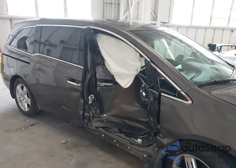 2012 Honda Odyssey Touring/Touring Elite z USA, uszkodzony, nr VIN 5FNRL5H96CB116713